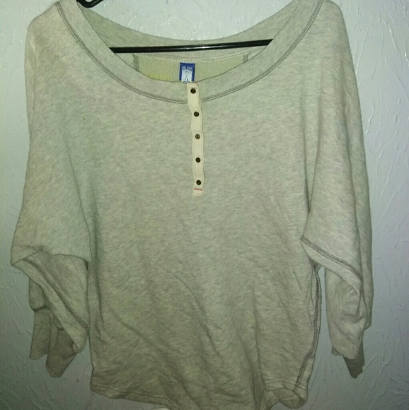 Free People Tops - New Free People M Sweatshirt Gray Henley Top Free People Tops - New Free People M Sweatshirt Gray Henley Top